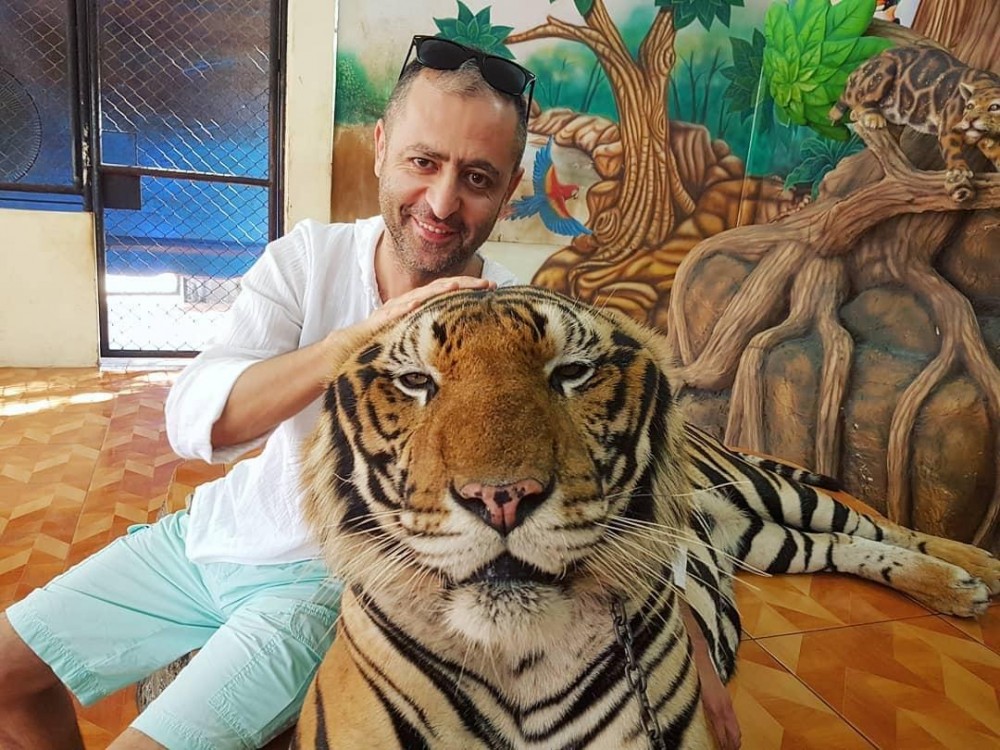 "Burada virus yoxdur" - Azərbaycanlı rejissor (FOTOLAR)